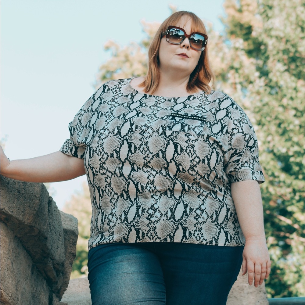 Snake print top
